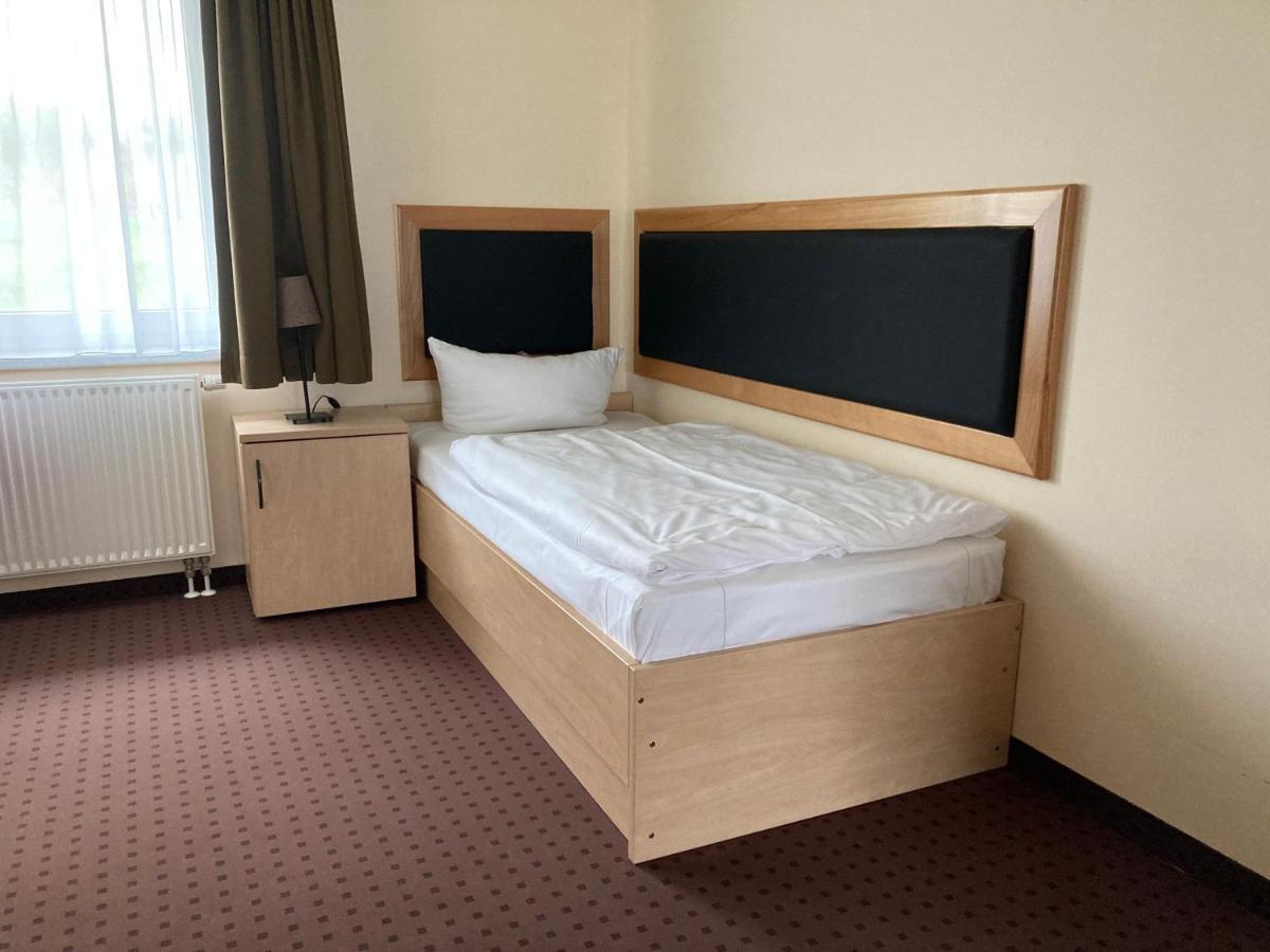 Hotel Am Heidepark Dippoldiswalde Bagian luar foto