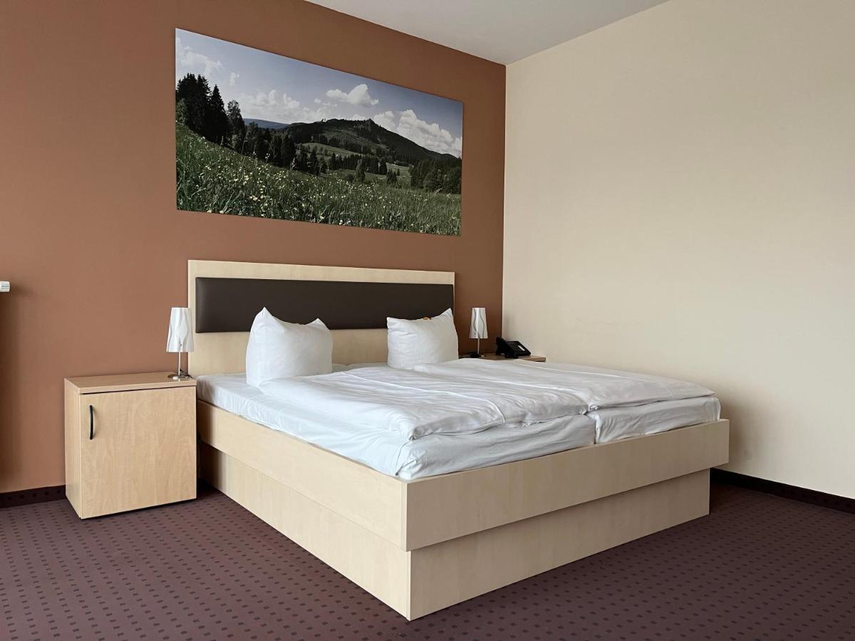 Hotel Am Heidepark Dippoldiswalde Bagian luar foto