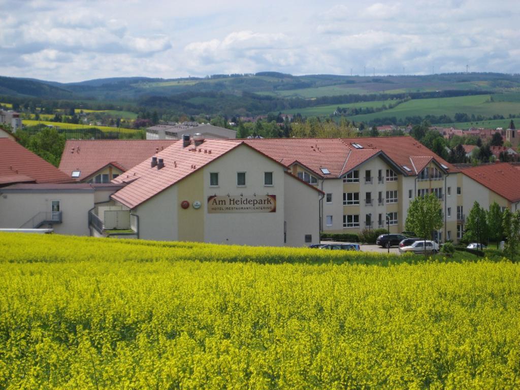 Hotel Am Heidepark Dippoldiswalde Bagian luar foto
