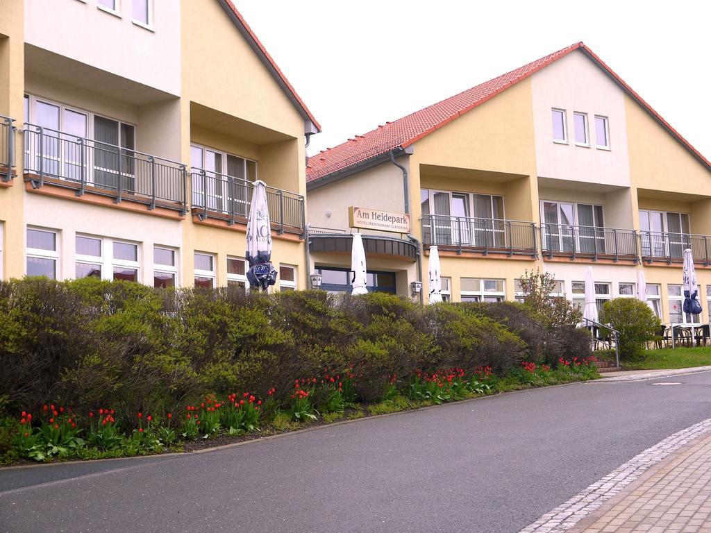 Hotel Am Heidepark Dippoldiswalde Bagian luar foto